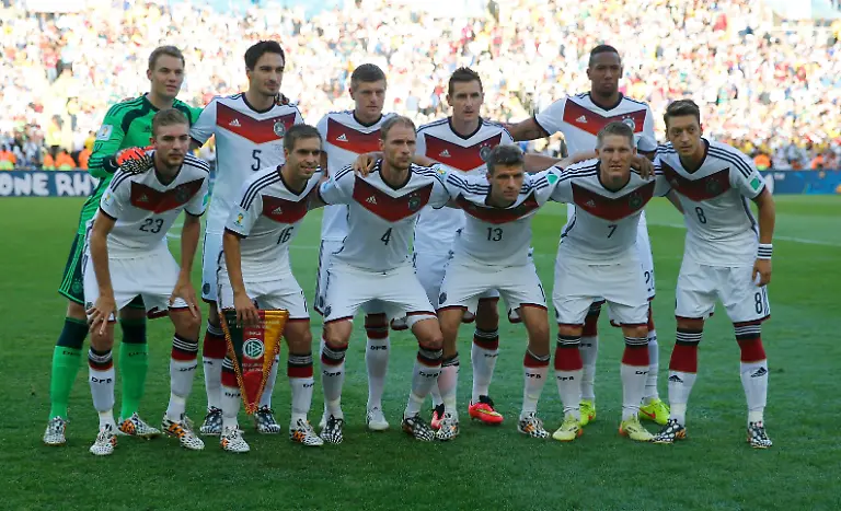 2014-07-13T191400Z-1414450142-TB3EA7D1K2HLG-RTRMADP-3-SOCCER-WORLD-M64-GER-ARG-JPG7651900403655277293