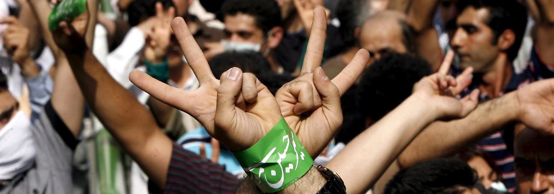 Massenhafter Protest in Teheran gegen das Wahlergebnis.