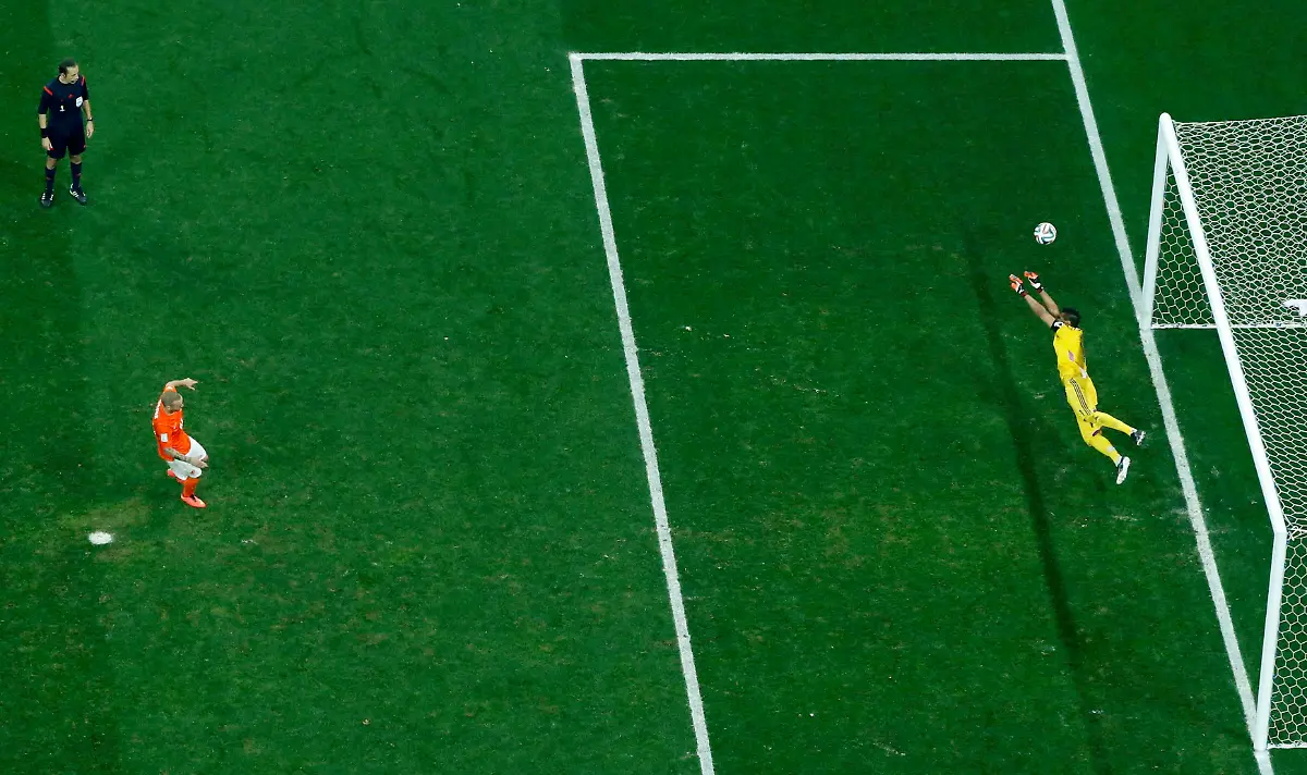 2014-07-09T232922Z-1476229496-TB3EA791TC81T-RTRMADP-3-SOCCER-WORLD-M62-NED-ARG-JPG5353026841137669856