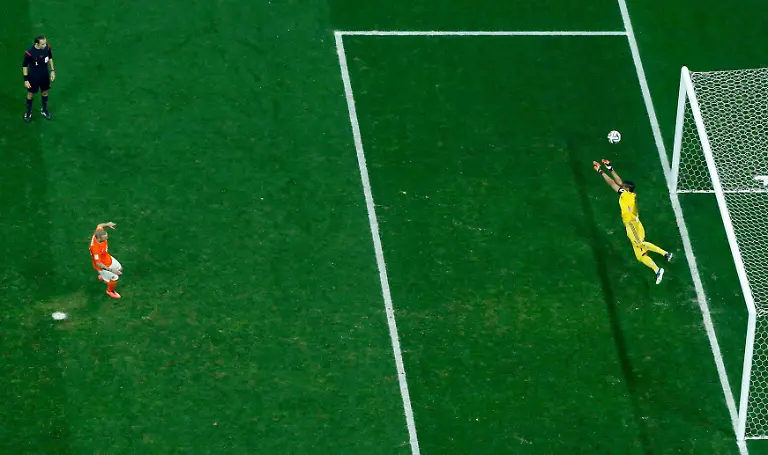 2014-07-09T232922Z-1476229496-TB3EA791TC81T-RTRMADP-3-SOCCER-WORLD-M62-NED-ARG-JPG5353026841137669856