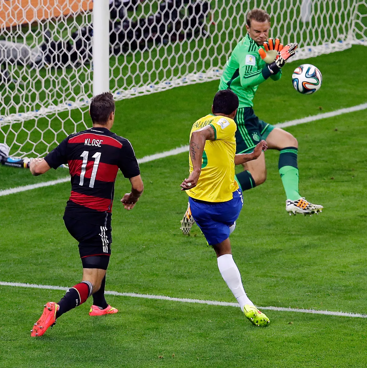 3289D000249B10D4-jpg8436530469035470150