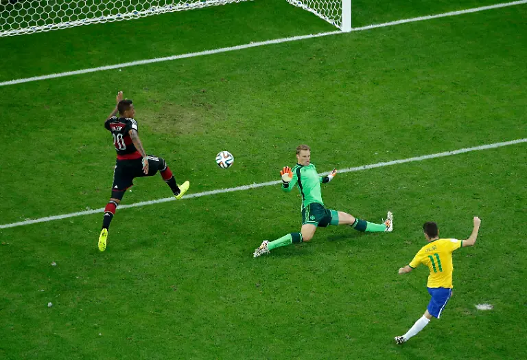 2014-07-08T220257Z-973775880-TB3EA781RW4K4-RTRMADP-3-SOCCER-WORLD-M61-BRA-GER-JPG6852431229723601164