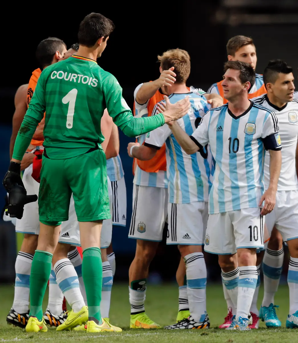 3289CA0041D1E20F-jpg3975443963885582104