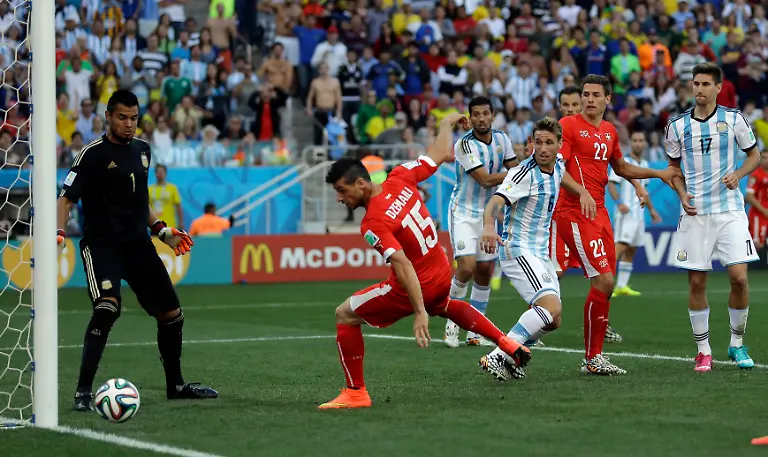 3289C2004CFD6FA4-jpg3837655833034271480