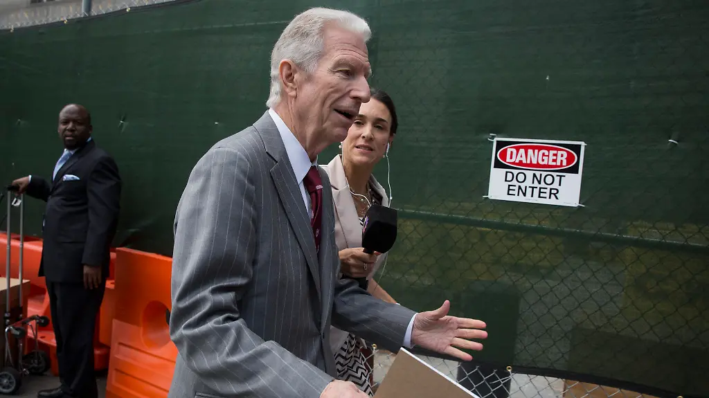 2014-06-27T182301Z-663134425-GM1EA6S06ET01-RTRMADP-3-ARGENTINA-DEBT-GRIESA-JPG2153014974290726953