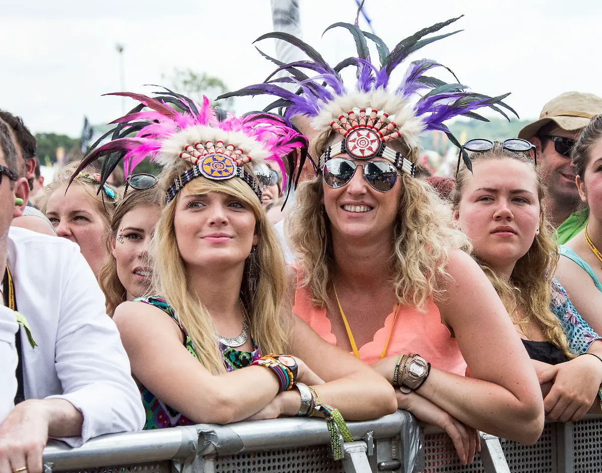 3289BA00404248B5-jpg85256053434597071