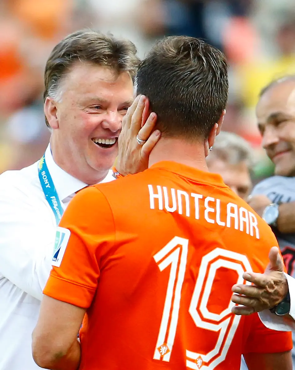 2014-06-29T184645Z-1122017693-TB3EA6T1ITHGK-RTRMADP-3-SOCCER-WORLD-M51-NED-MEX-JPG2511231983528034408