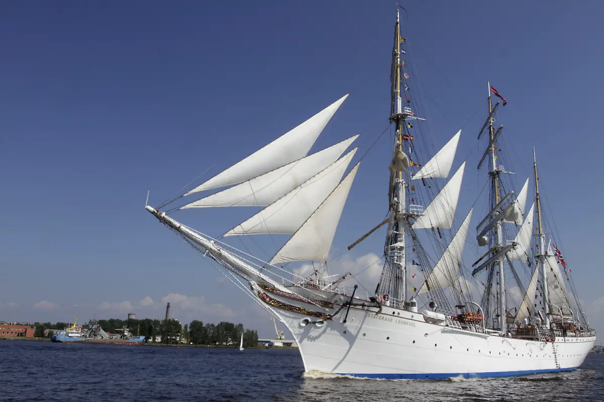 3jat0035-jpg3134570694381191729