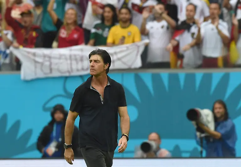 3jck2449-jpg8535014897908177914