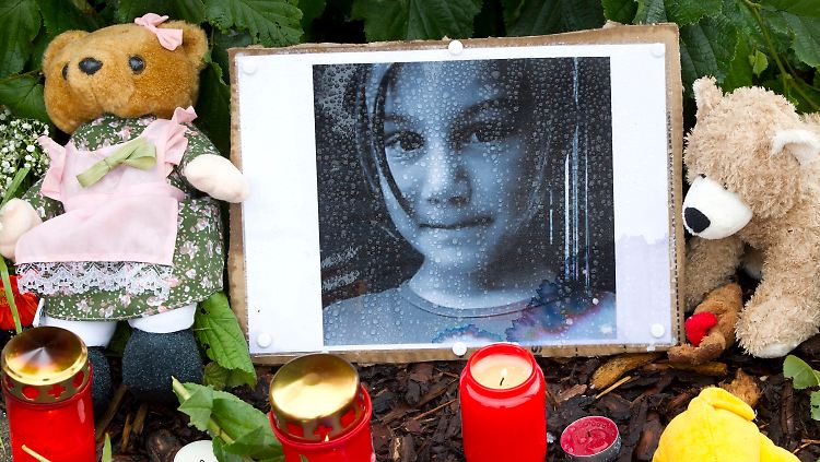 Die Menschen in Zella-Mehlis gedenken der getöteten Mary-Jane.