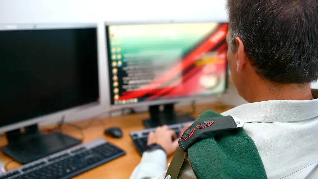 3jc50356-jpg6211068994699601342