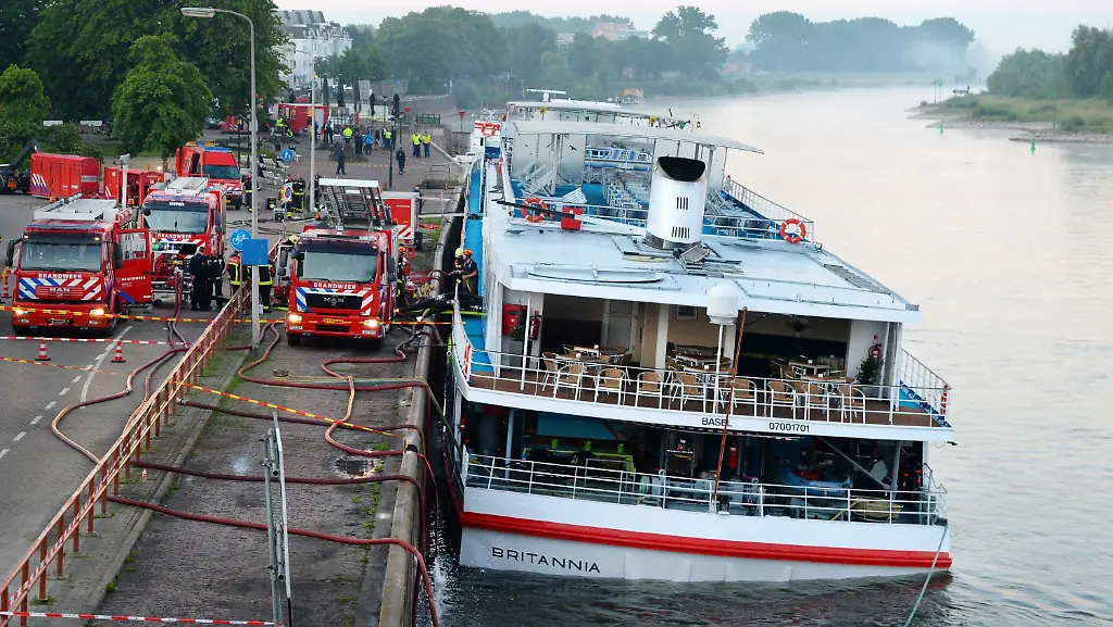 3j9o5247-jpg2831956831373113924