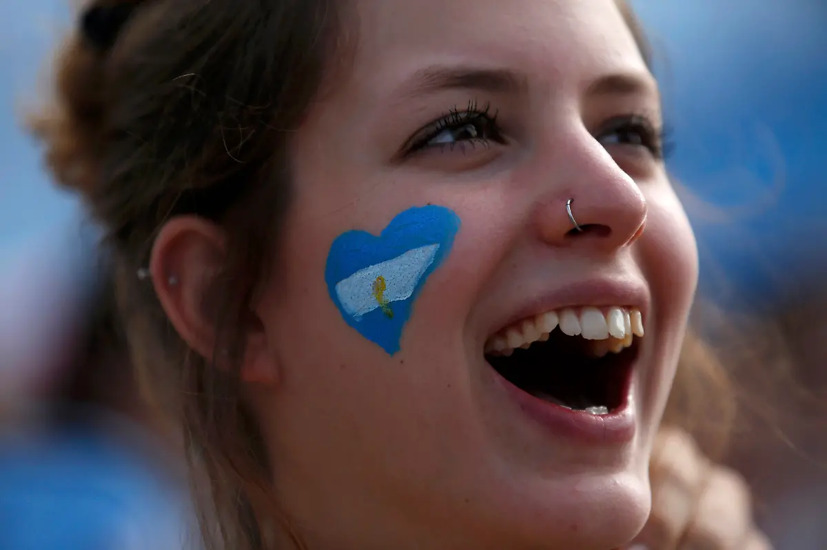 2014-06-21T173136Z-1595009259-TB3EA6L1FBK1D-RTRMADP-3-BRAZIL-WORLDCUP-JPG1250205718604594605