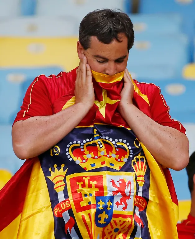 2014-06-18T221510Z-96493547-TB3EA6I1SGA3T-RTRMADP-3-BRAZIL-WORLDCUP-JPG3423456699415502643