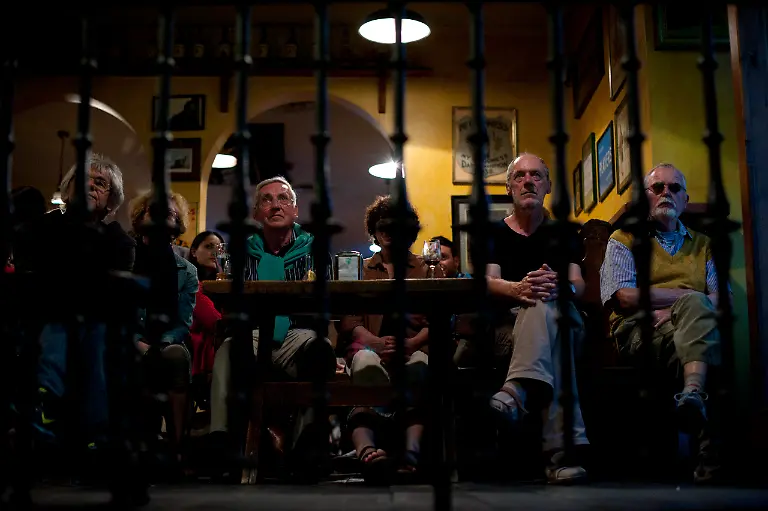 3289A400E321F028-jpg8712748054247060421