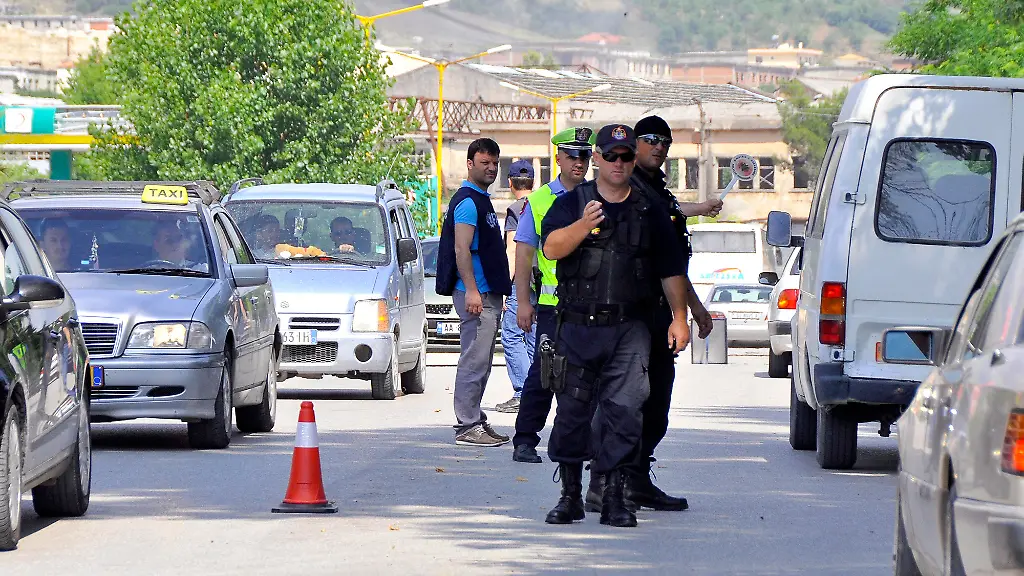 3289A000079A65BC-jpg279822506760742049