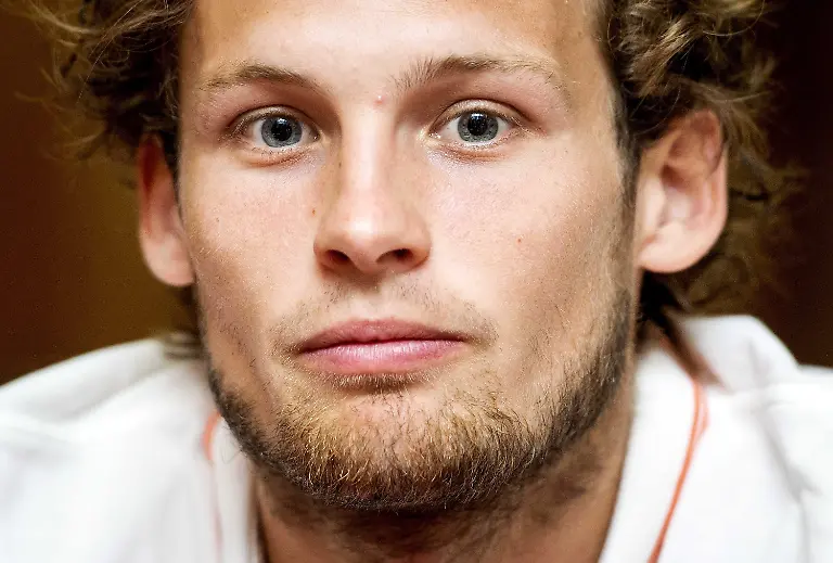 3j1n5708-jpg8268375420017693109