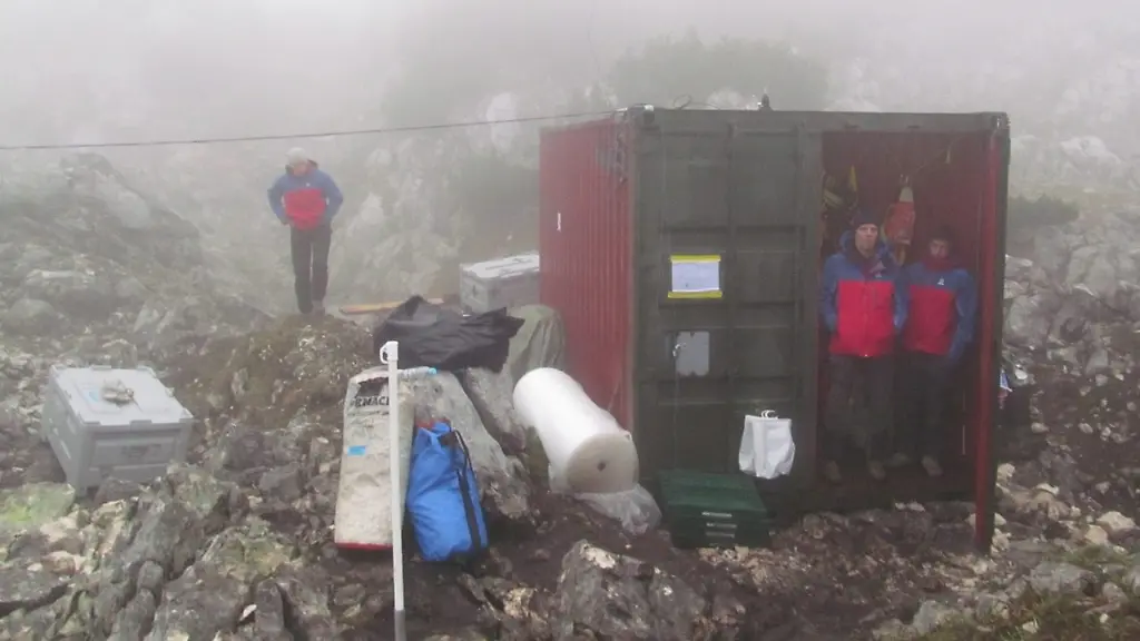 3j4h1547-jpg1204938648019668083