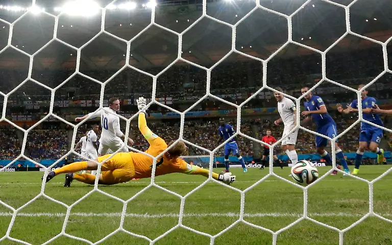 32899E00F8C14BE4-jpg3860241365527118259