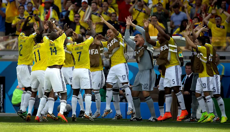 32899C00C7D27B82-jpg2359825860150422308