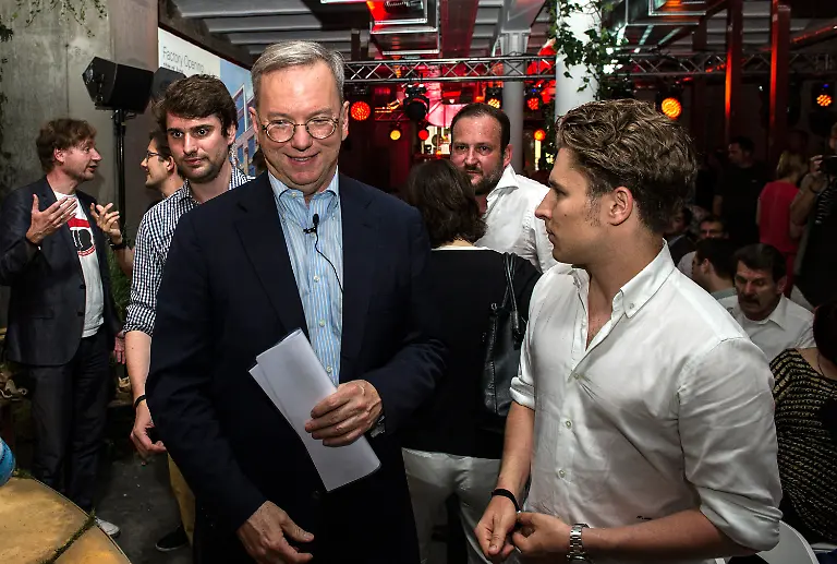 3j2j5114-jpg5018499508998735981