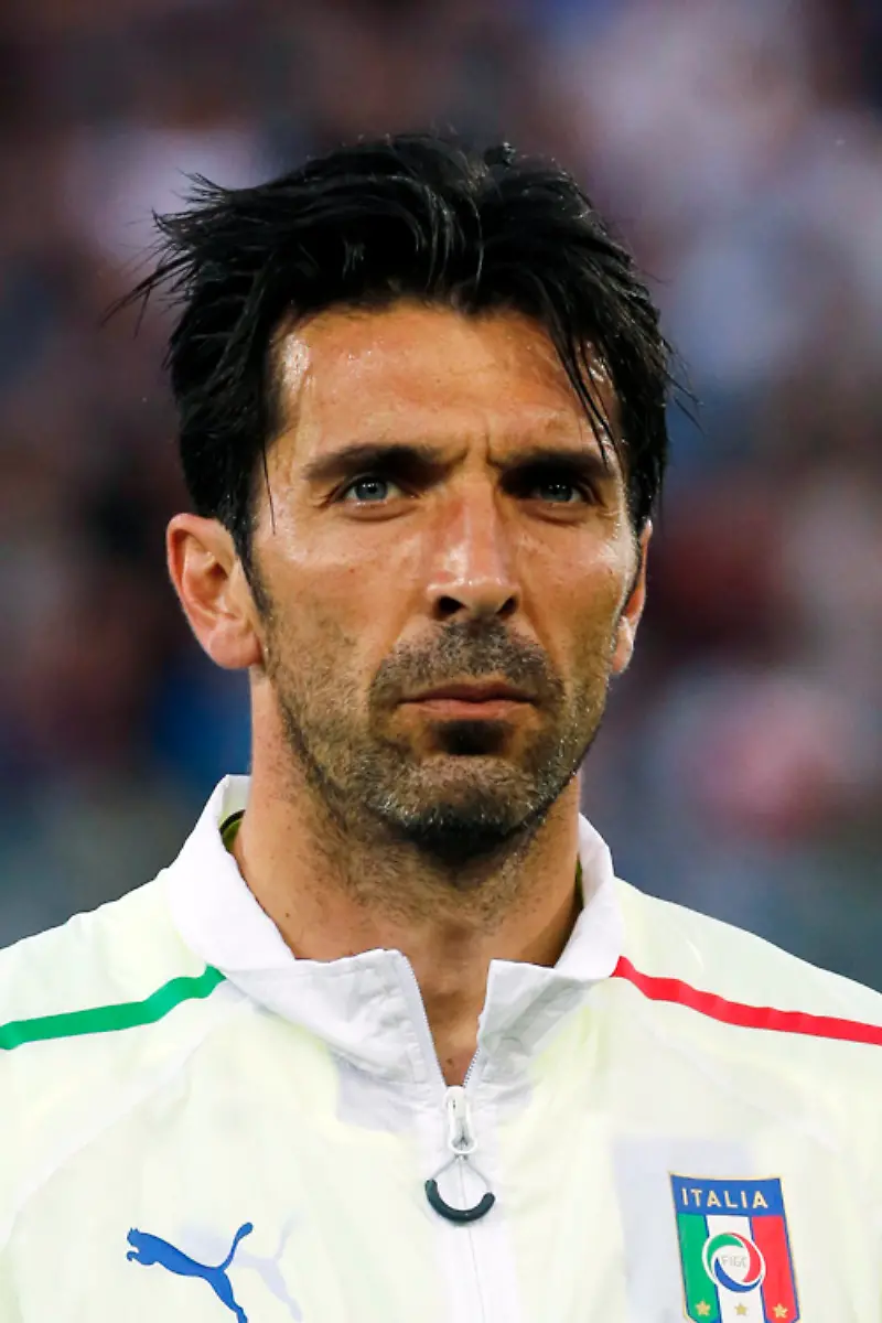 2014-06-11T075251Z-1131774728-GM1EA6B12BO01-RTRMADP-3-SOCCER-WORLD-JPG4272577139438240525