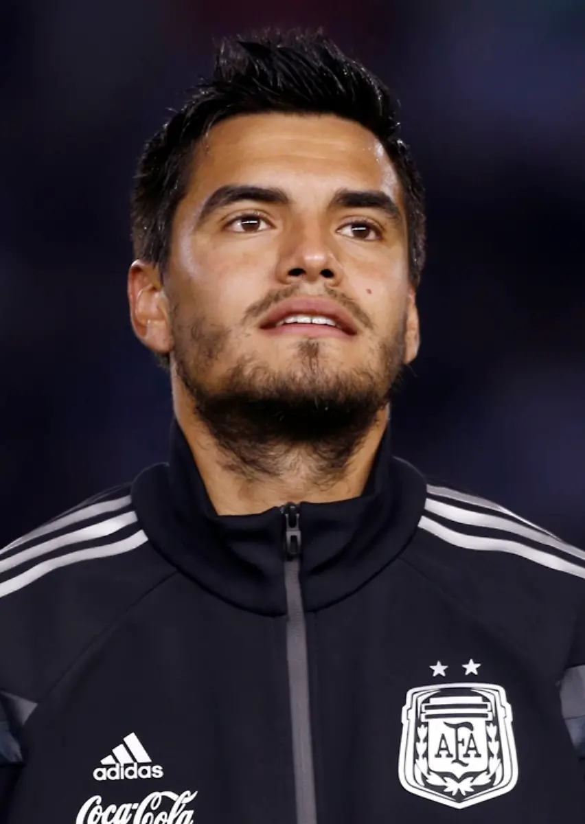 2014-06-11T062536Z-2120287824-GF2EA6B0DEO03-RTRMADP-3-SOCCER-WORLD-JPG6590207756977830089