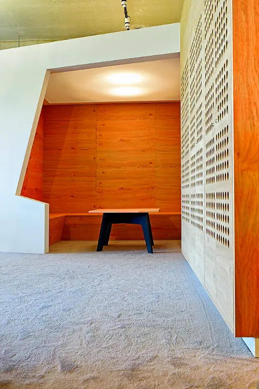 SoundCloud-HQ-Sitting4