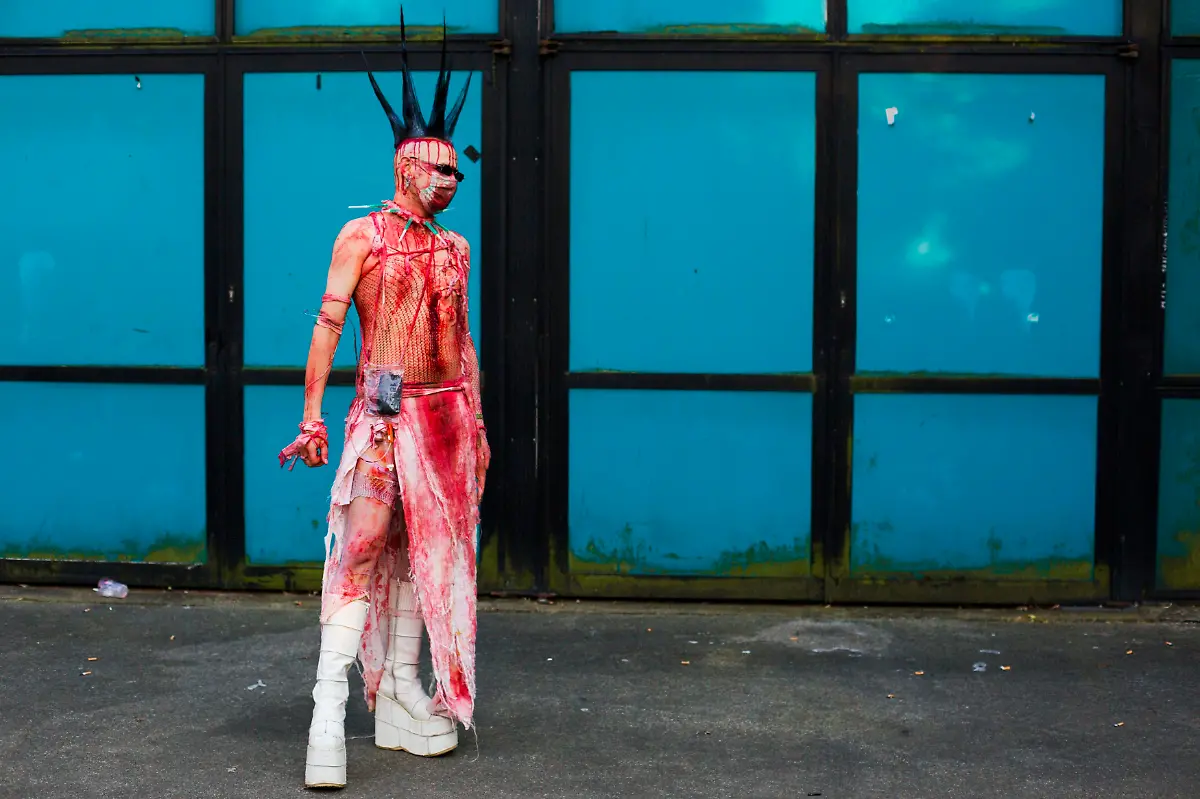 2014-06-06T220509Z-71082053-GM1EA670GJD01-RTRMADP-3-GERMANY-JPG6543243515490351531