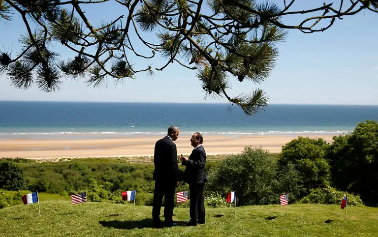 2014-06-06T101822Z-504383182-GM1EA661ESX01-RTRMADP-3-DDAY-ANNIVERSARY-JPG3082572235199705838