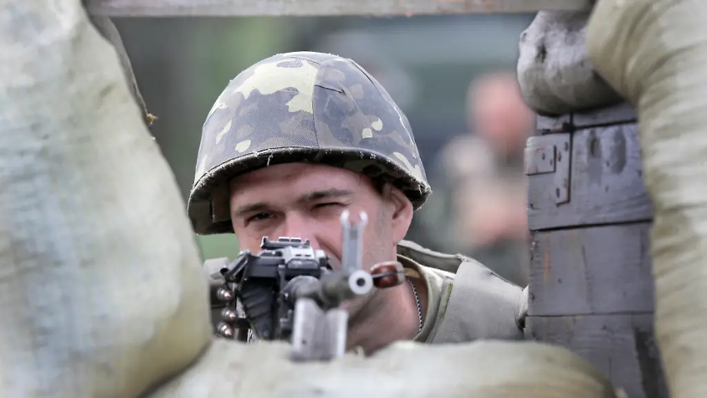 328986002010C03F-jpg7651299570062047837