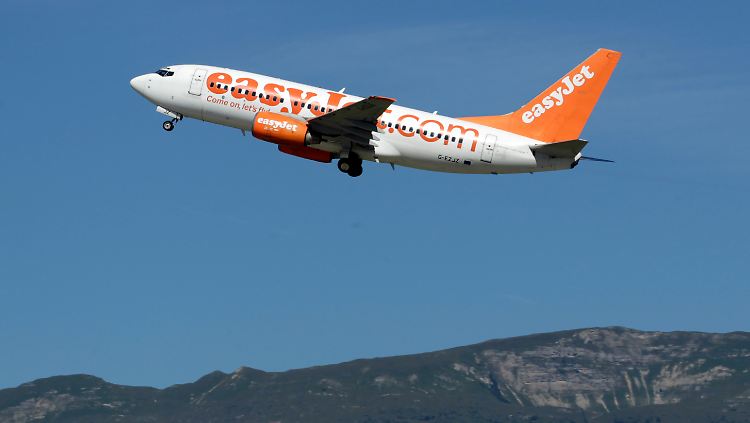 Vielleicht bald ein seltenes Bild: Easyjet-Flieger in der Luft.