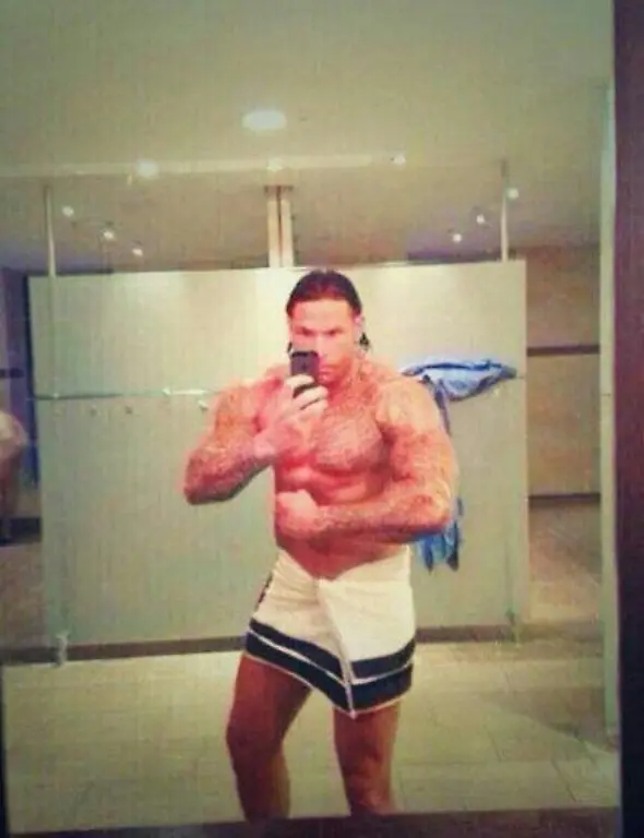 BpCv98NIcAAxAcJ-jpg-large