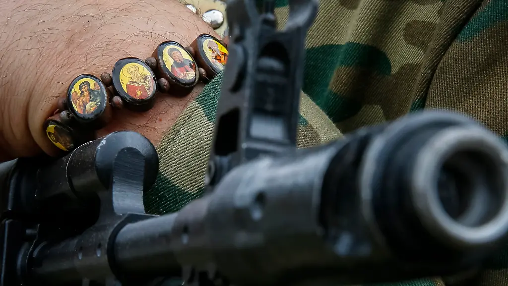 2014-06-02T025535Z-675244638-GM1EA611N7T01-RTRMADP-3-UKRAINE-CRISIS-JPG7621508476595868439