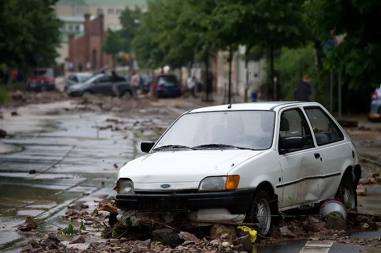 3isi0622-jpg4652713619836807221