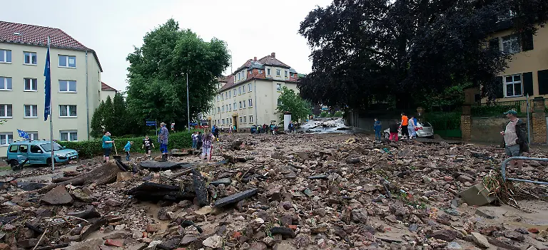 3isi2828-jpg814693863069860490