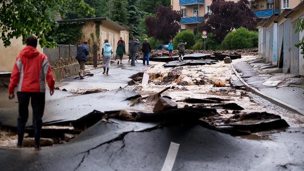 3isi1632-jpg3925192032074572006