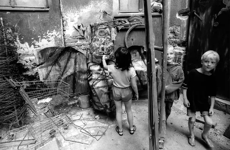 Kleine-Hamburger-Strasse-5-1990-berlinwonderland-press-9