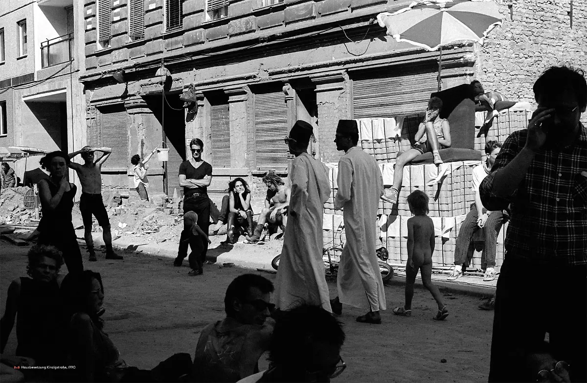 Hausbesetzung-Kinzigstrasse-1990-berlinwonderland-press-7