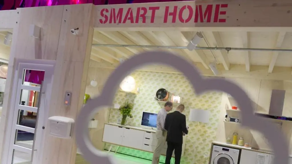 Ein-vernetztes-Haus-auf-der-Internationale-Funkausstellung-IFA-in-Berlin