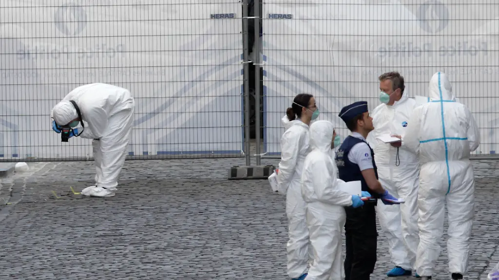 328970006B622FF2-jpg3419083682434173529