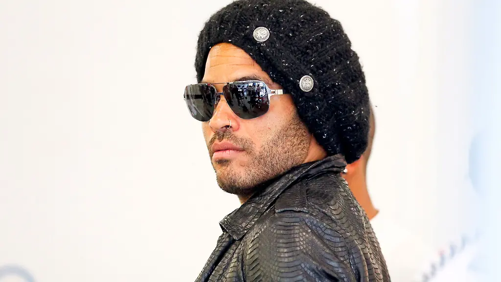 3ioz3043-jpg8642934465234741023