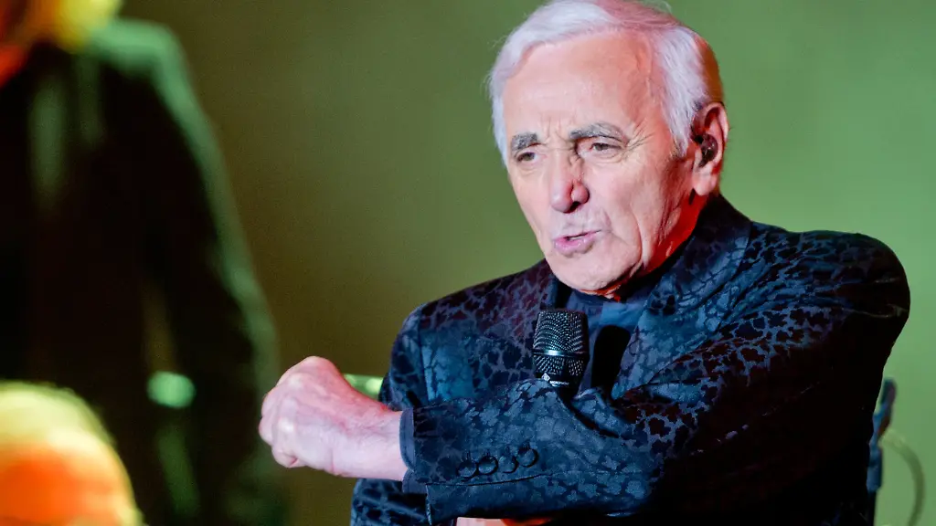 3ip84128-jpg8529422866804265640