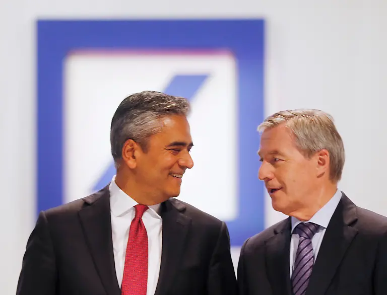 32896C00E93E5450-jpg8659542716132882175