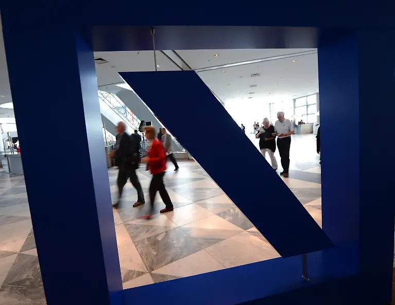 3ioy2518-jpg3094799441674306342