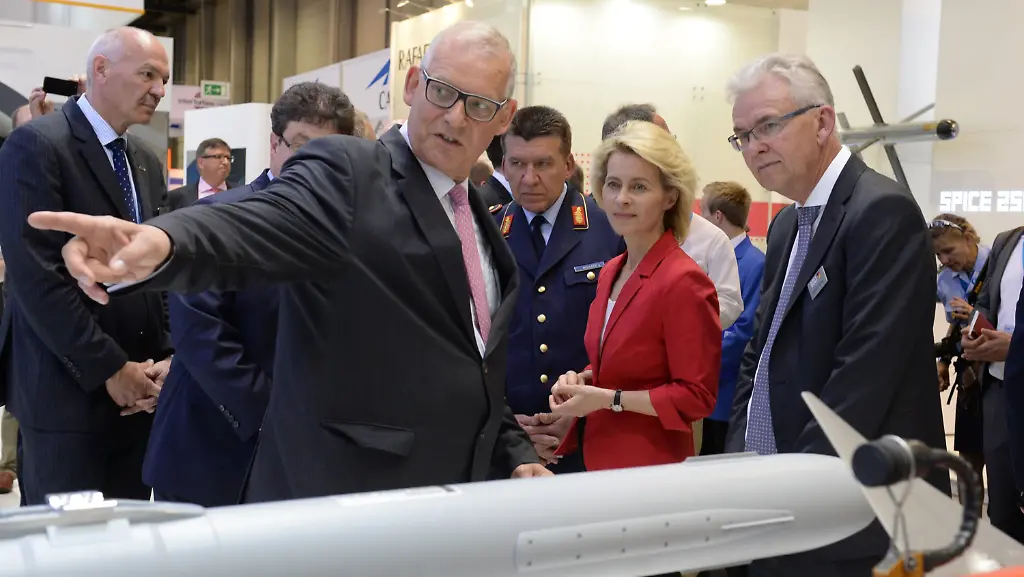 3iof4852-jpg1149479285420741925