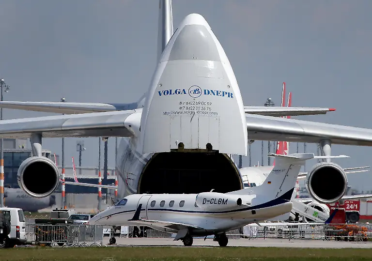 32896800ECF484F1-jpg1805983073094423168