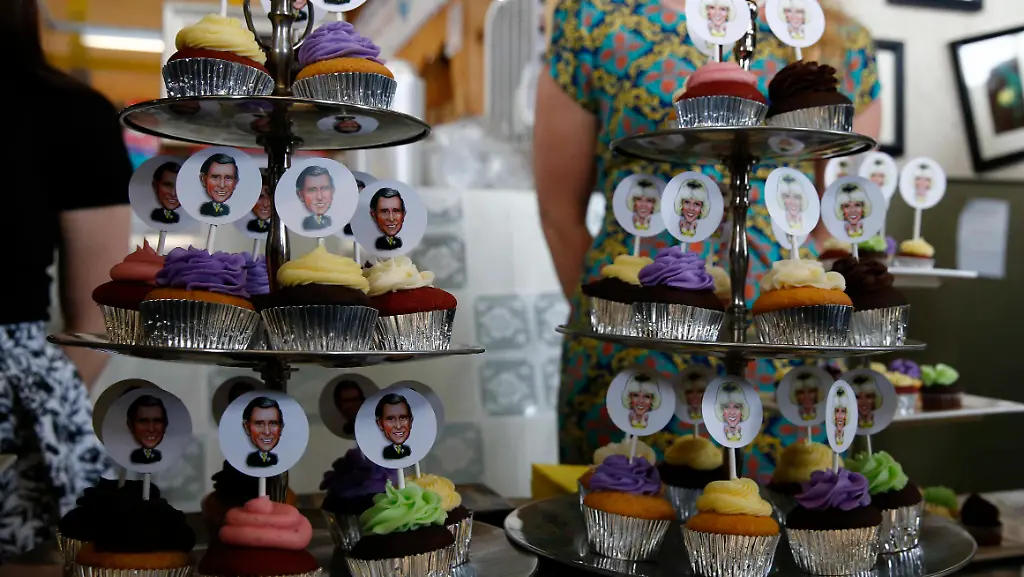 2014-05-19T183204Z-234509718-GM1EA5K06WB01-RTRMADP-3-CANADA-ROYALS-JPG9131652548048291367