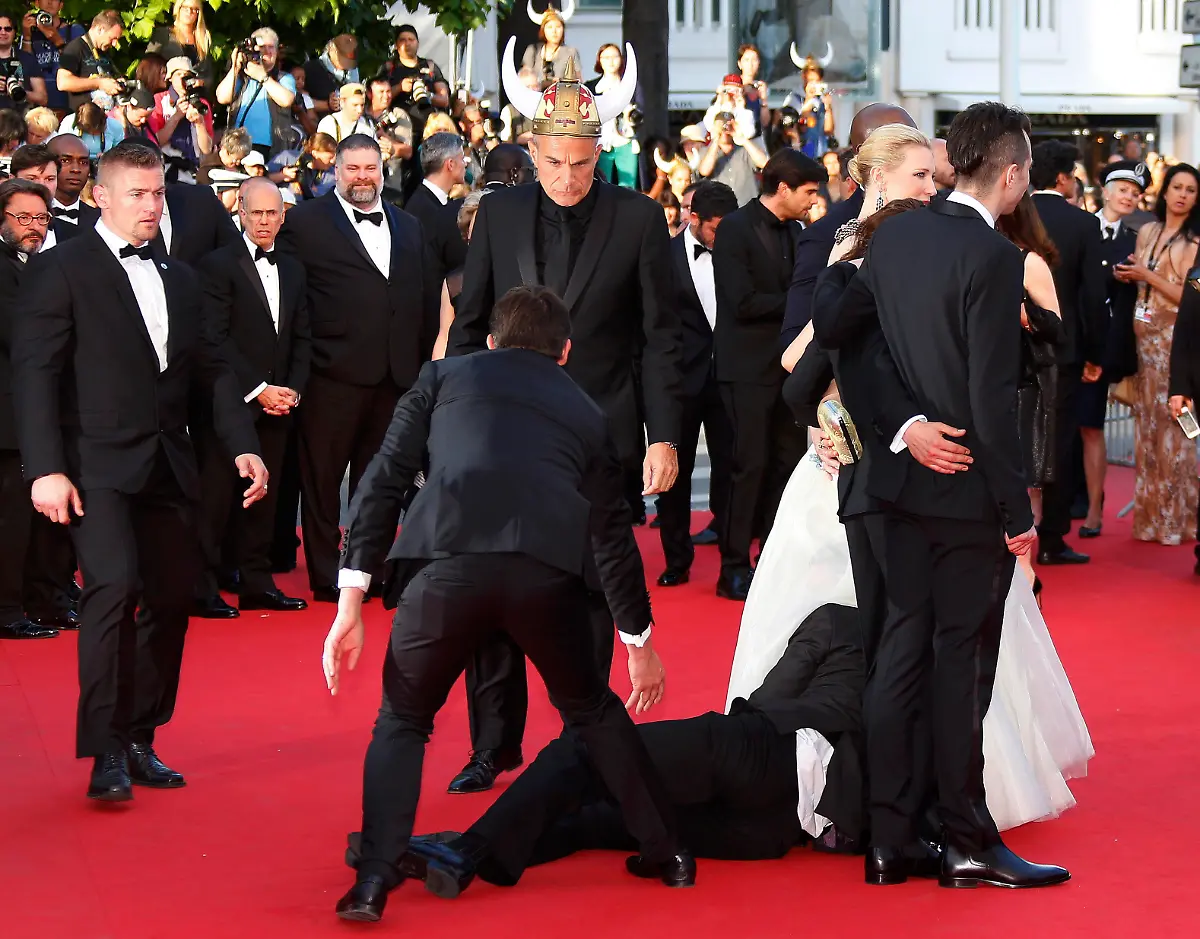 2014-05-16T174937Z-1263915833-LR2EA5G1DIEMG-RTRMADP-3-FILMFESTIVAL-CANNES-JPG8277451000471559699