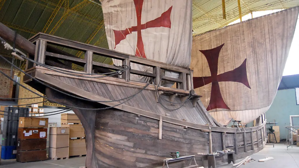 3ijm1826-jpg7244124105486120269